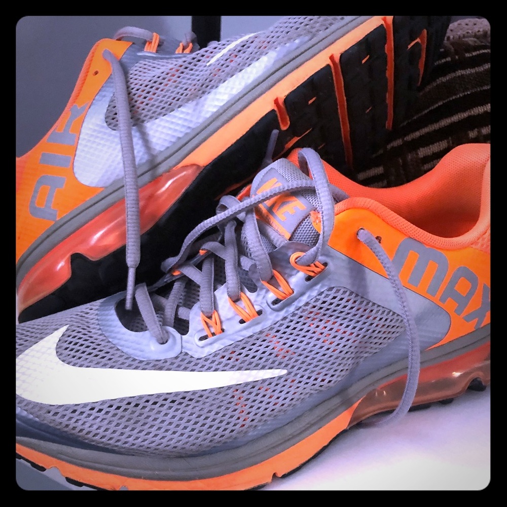 Nike women’s 10
